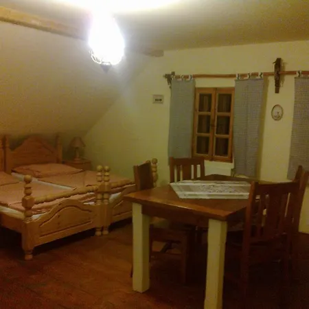 Ranc Jedraz סטרקוניצה